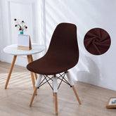 Capa para Cadeira Eiffel Lisa: Renove com Elegância e Proteção. Ajuste perfeito, material premium. Ideal para diferentes ambientes.